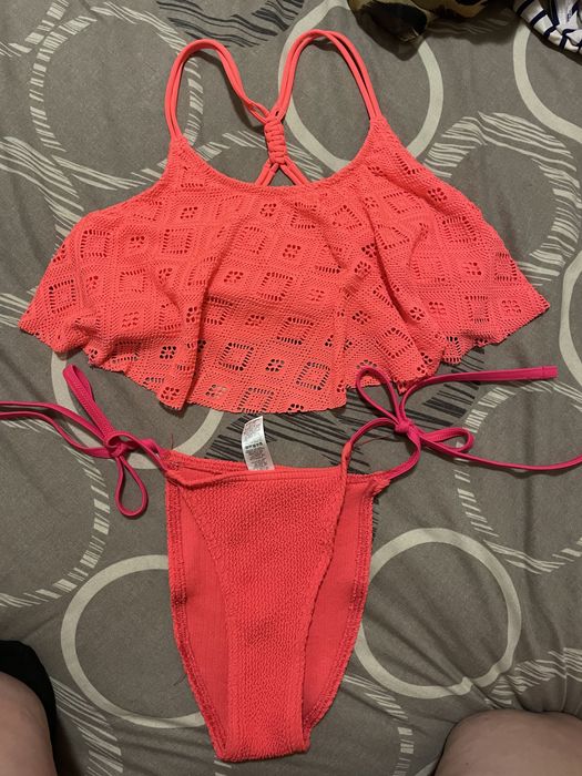 Купальники розмір S prettylittlething