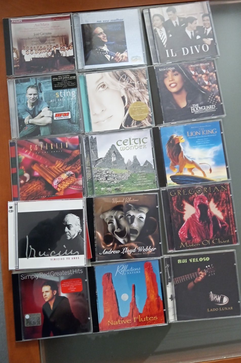 CDs originais de várias bandas