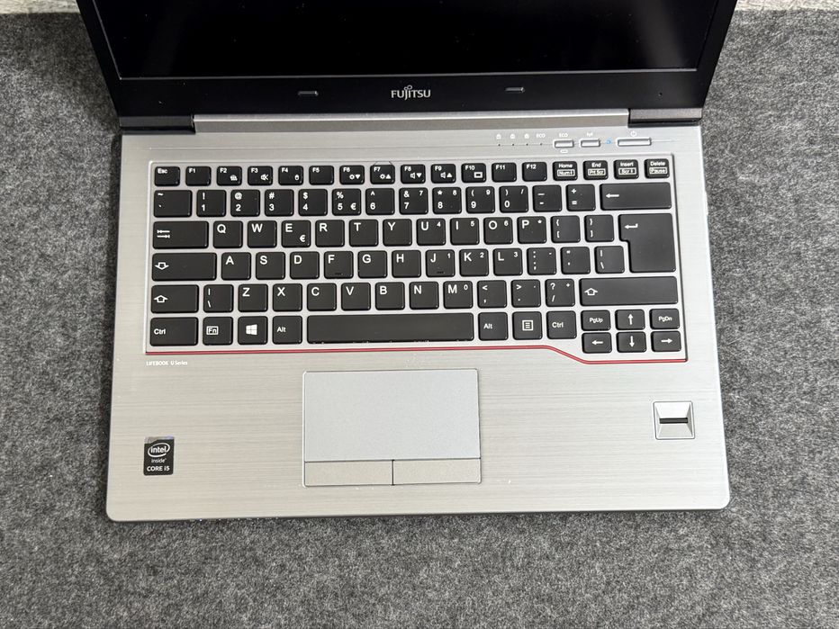 Ноутбук Fujitsu U745 Core i5 8GB Батарея 4 години