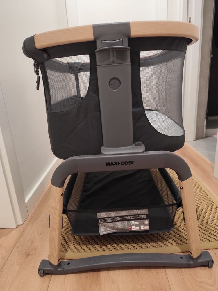 Berço Maxi Cosi Iora air 2 meses uso