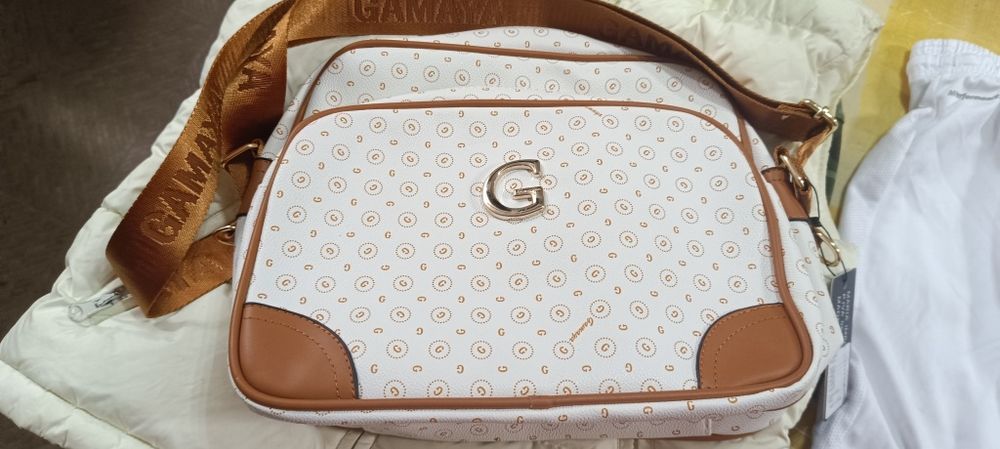 Mala tiracolo marca Gamay