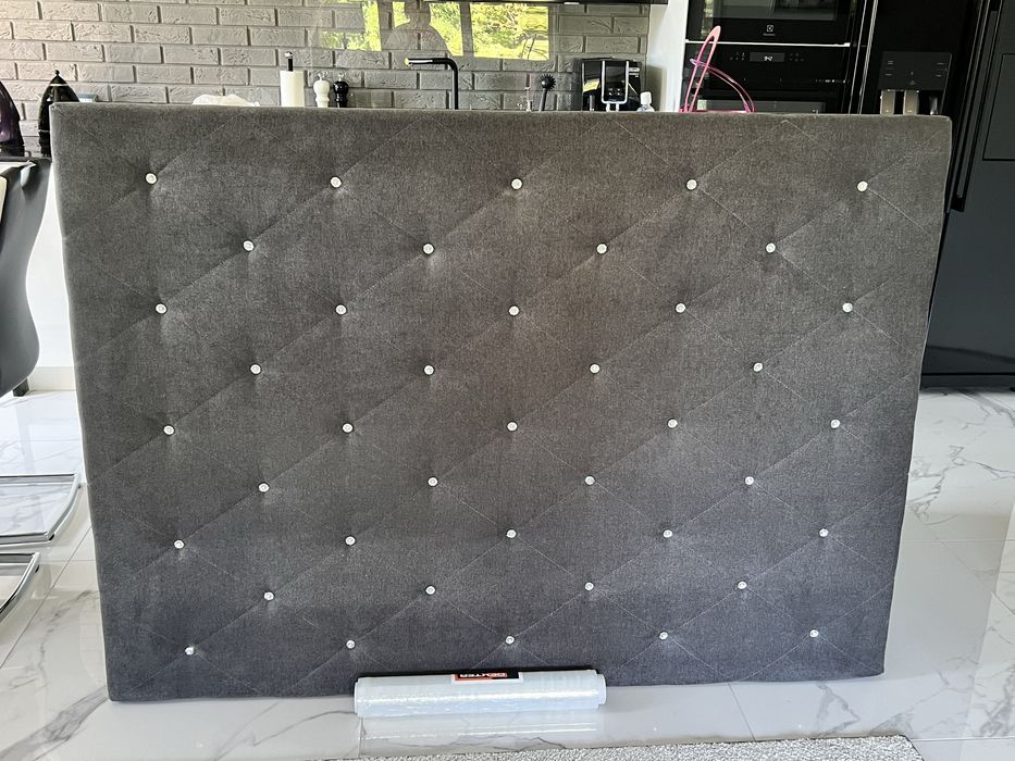 Wezgłowie tapicerowane glamour