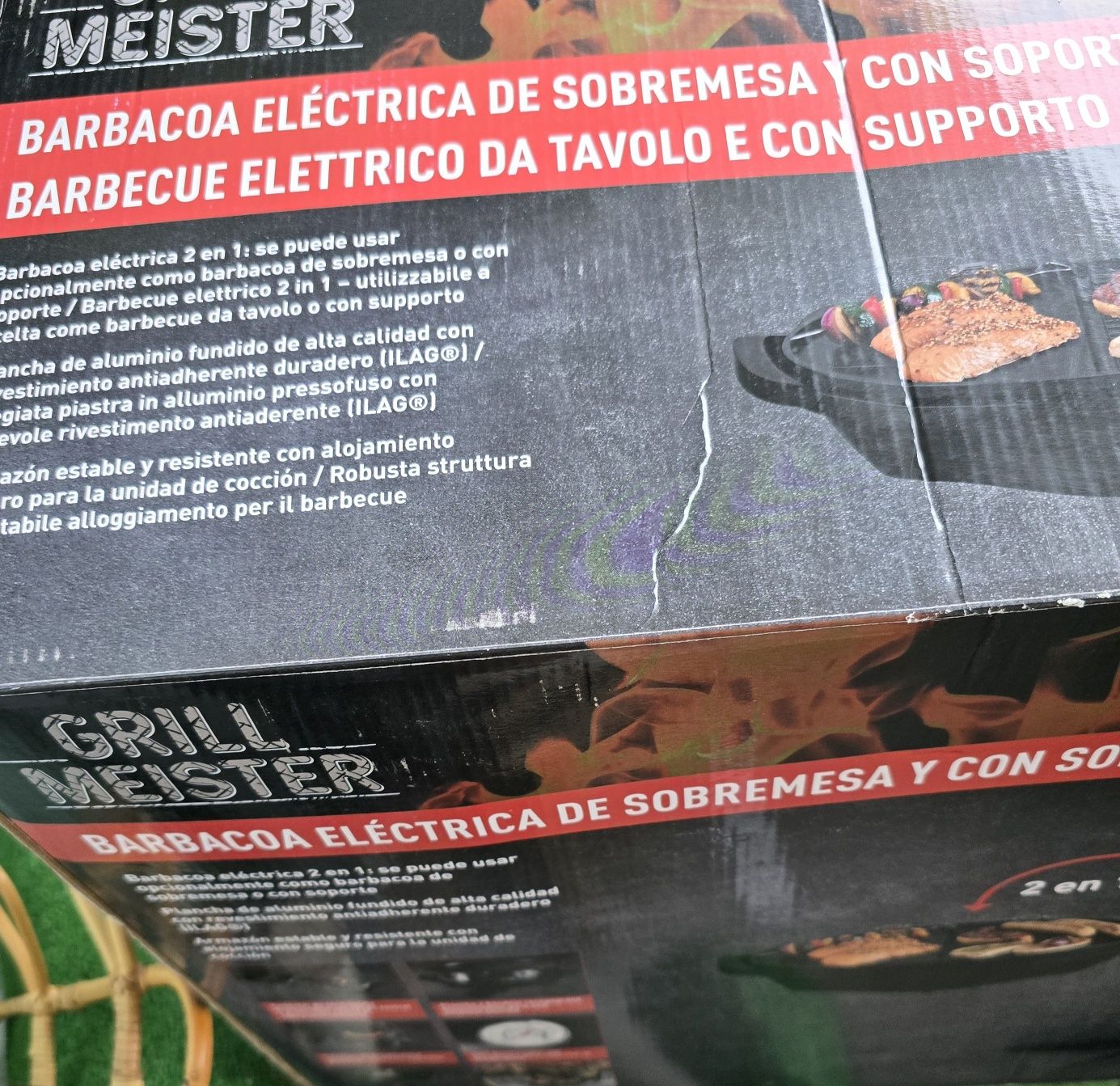 Vendo churrasquira electrica 2 em 1 Nova
