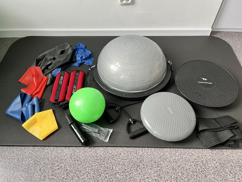 Platforma, dysk, piłka, gumy, zestaw do ćwiczeń rehabilitacji