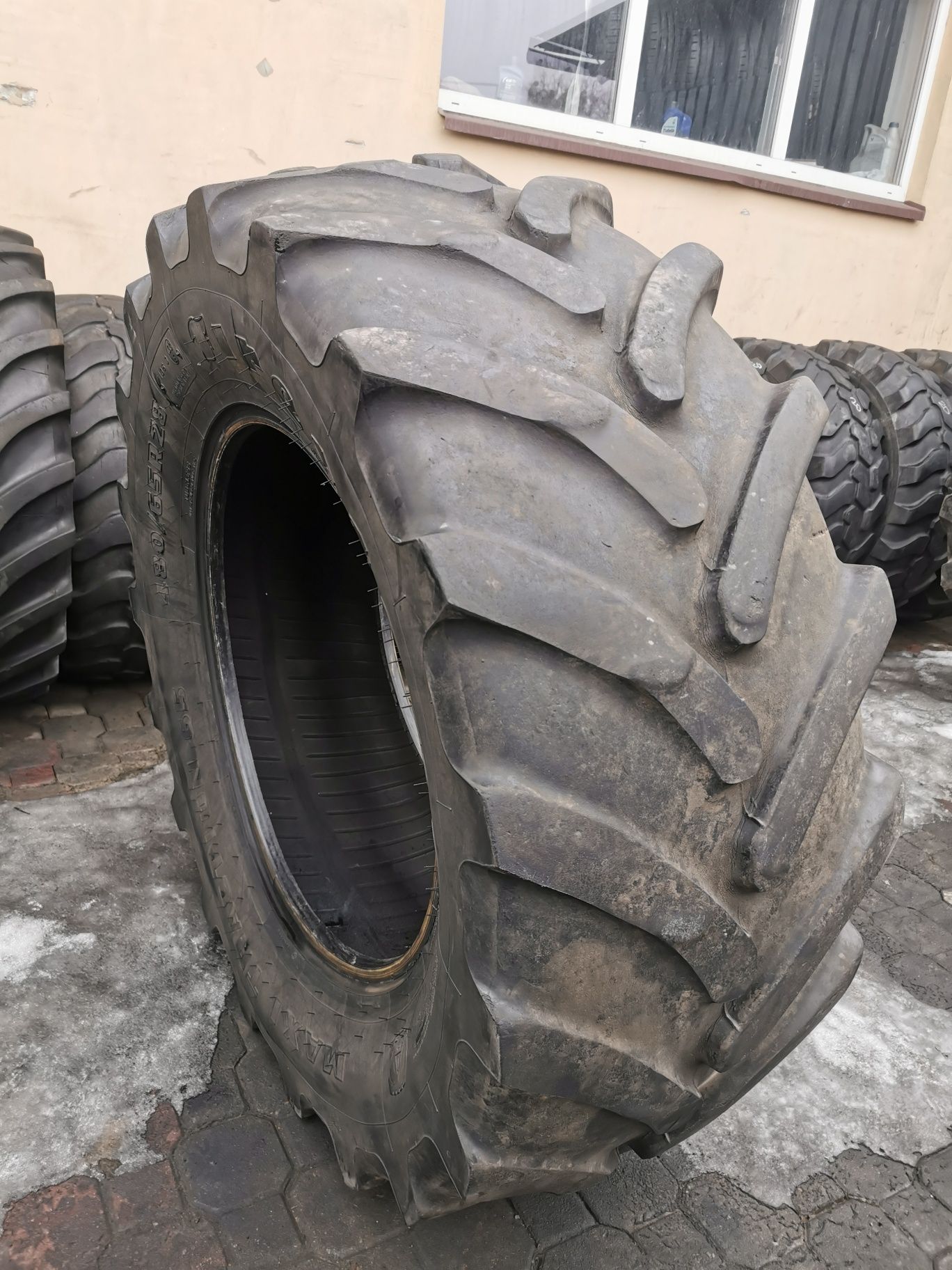 Opona 480/65R28 ( 14.9 R28 )  Firestone Maxi Traction 65