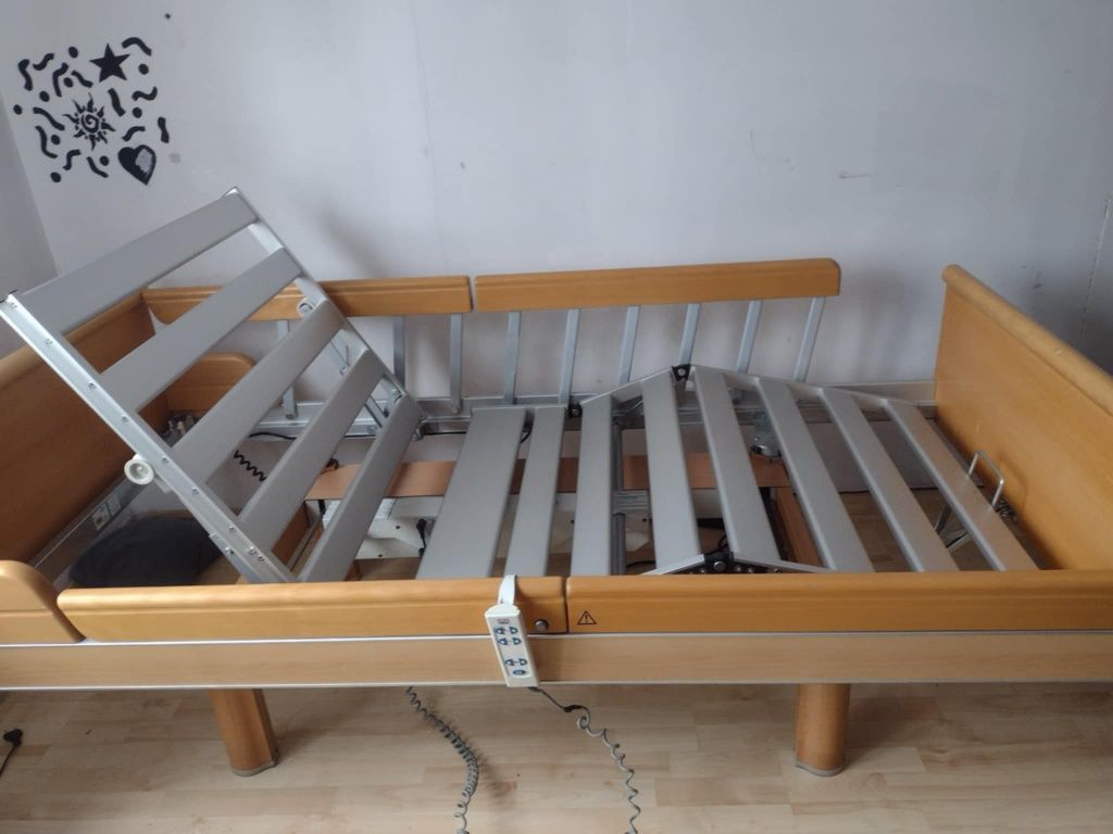 Sprzedam łóżko rehabilitacyjne