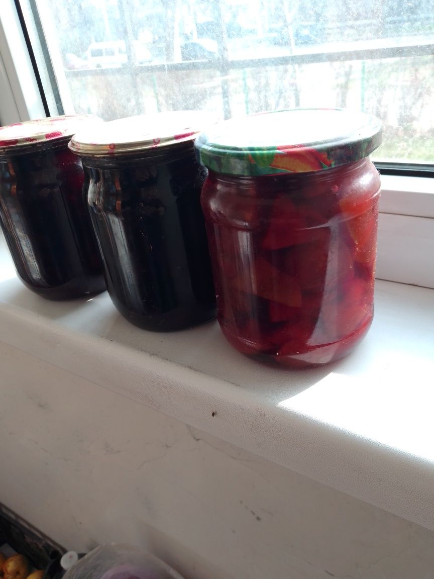 Варенье из айвы, вишни, сливы и чайной розы в баночках по 0,5л