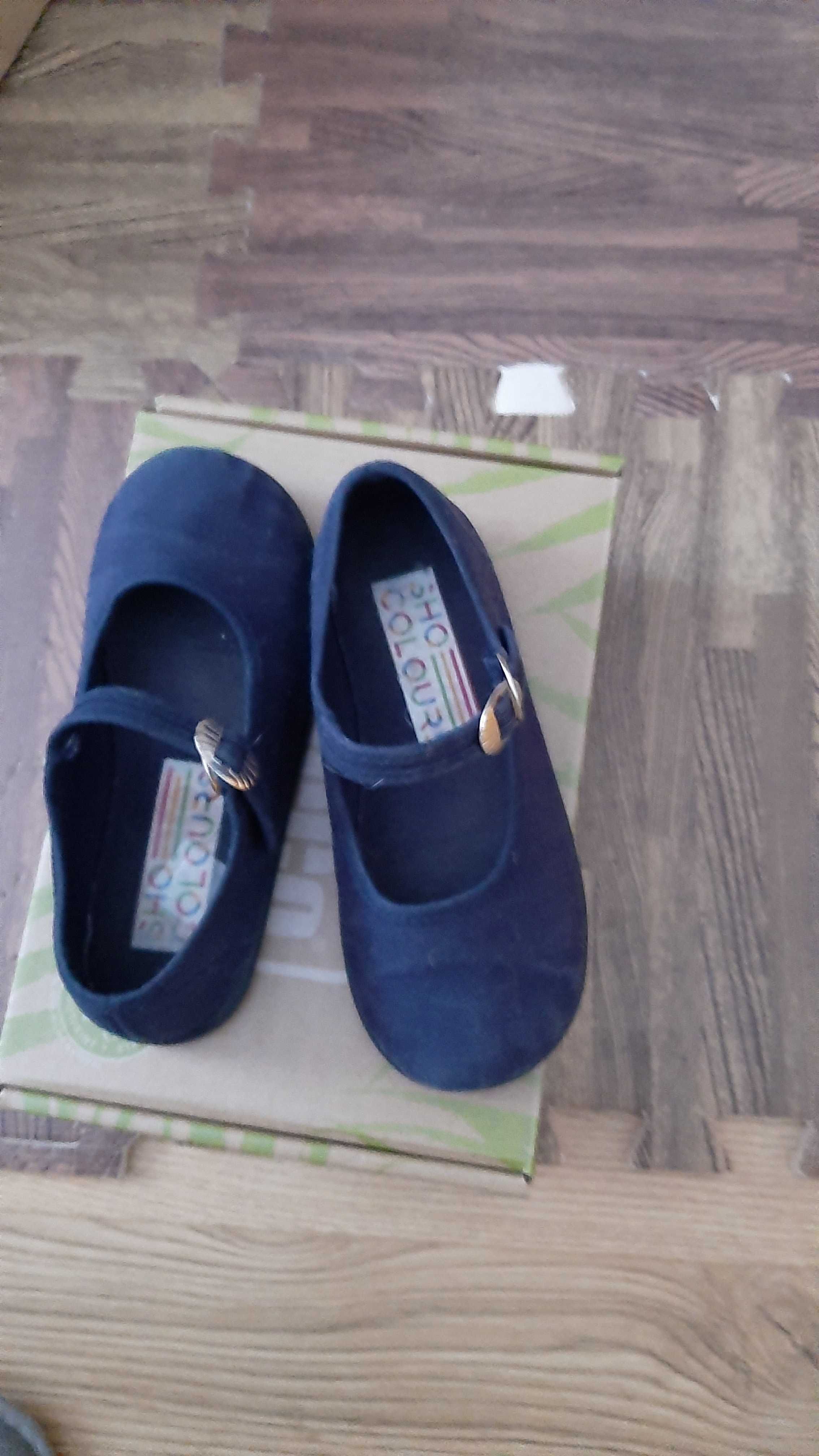 Sapatos sho colour azuis 28 e crocs rosa Lolo 28