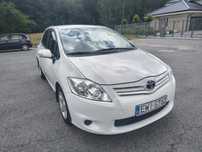 Auris Lift Salon Polska kamera navi