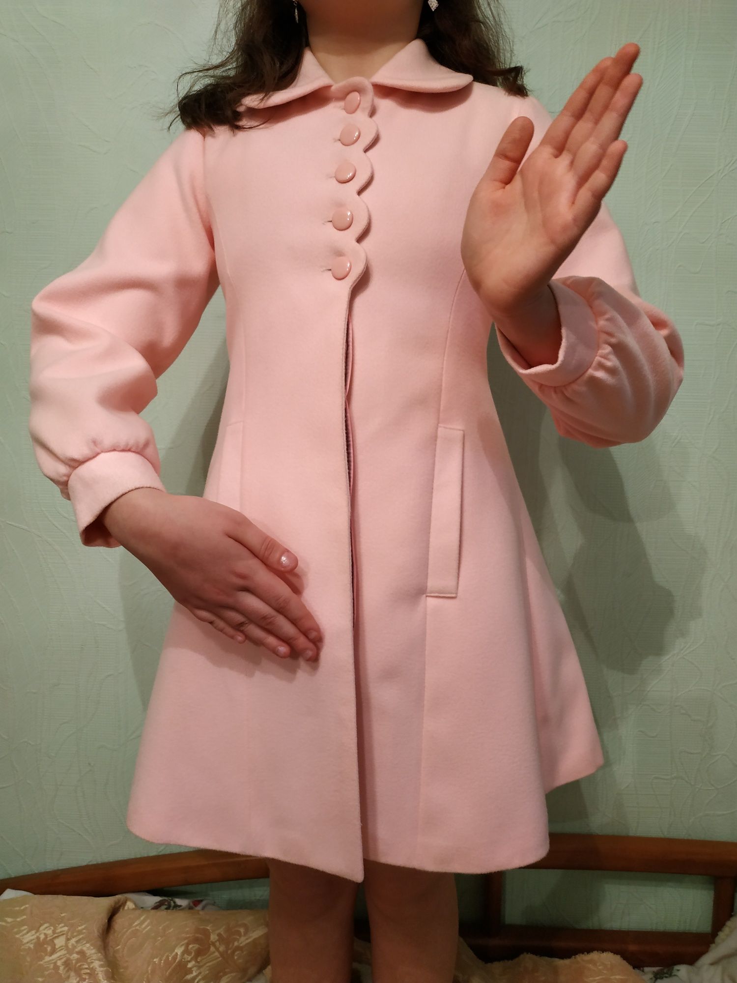 Элегантное деми пальто на 7-11лет