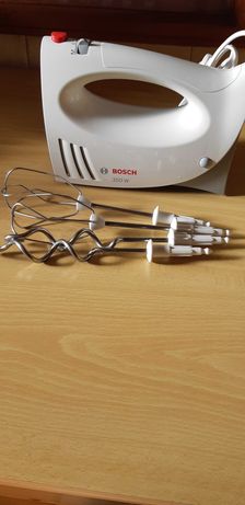Batedeira elétrica da marca Bosch