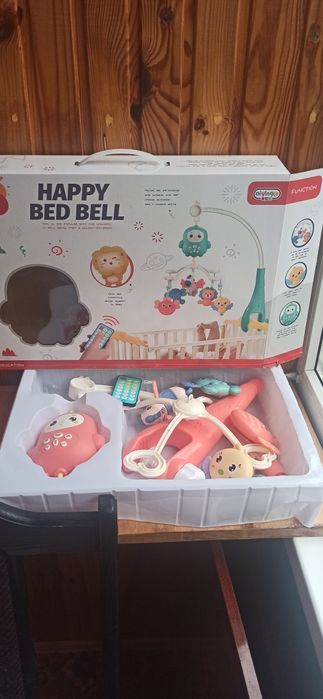 Мобіль з дистанційним керуванням