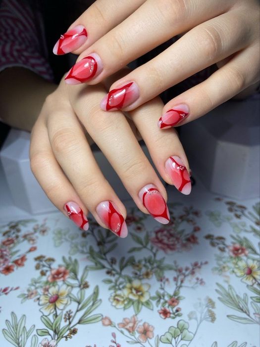 Manicure hybrydowy, Przedłużenie paznokci