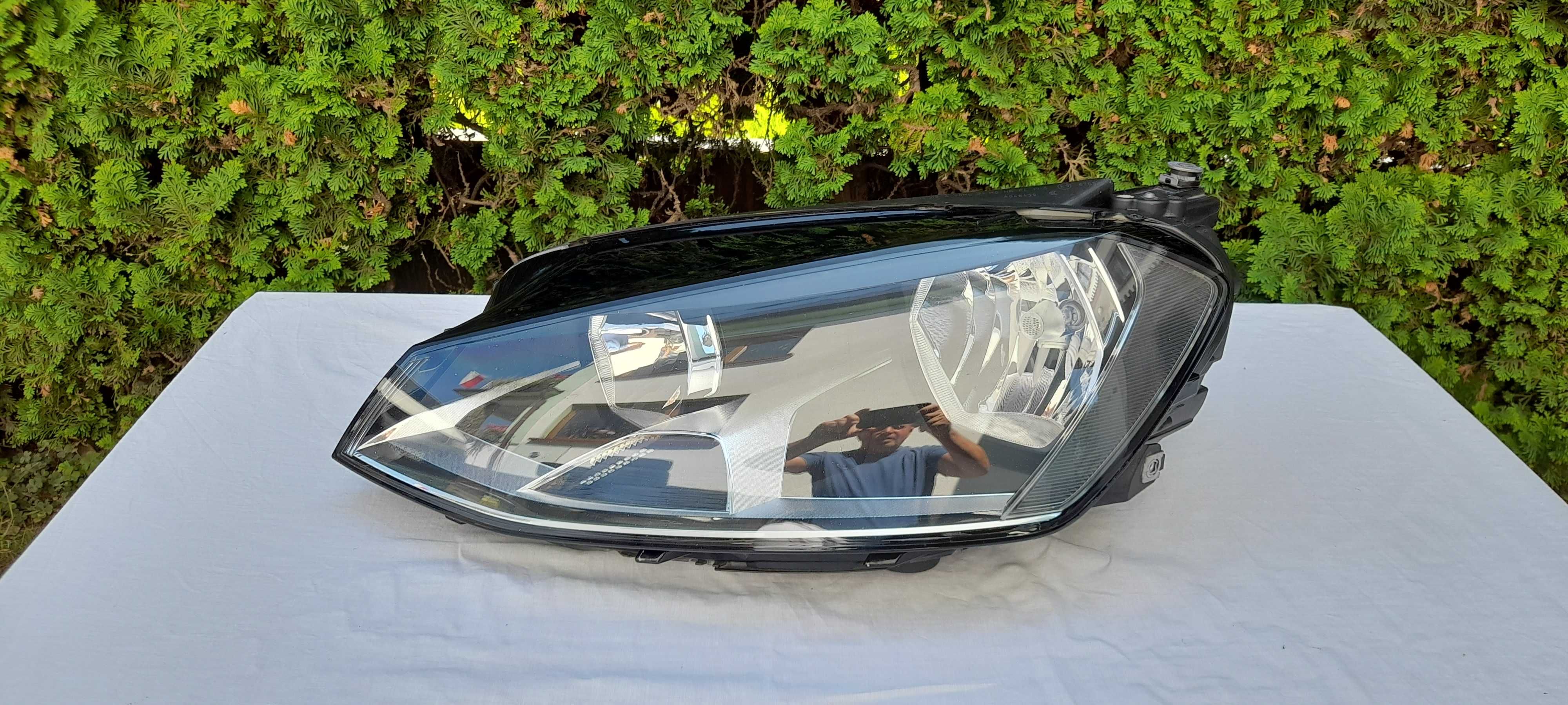 Lampa reflektor VW Golf VII Lift  5G1