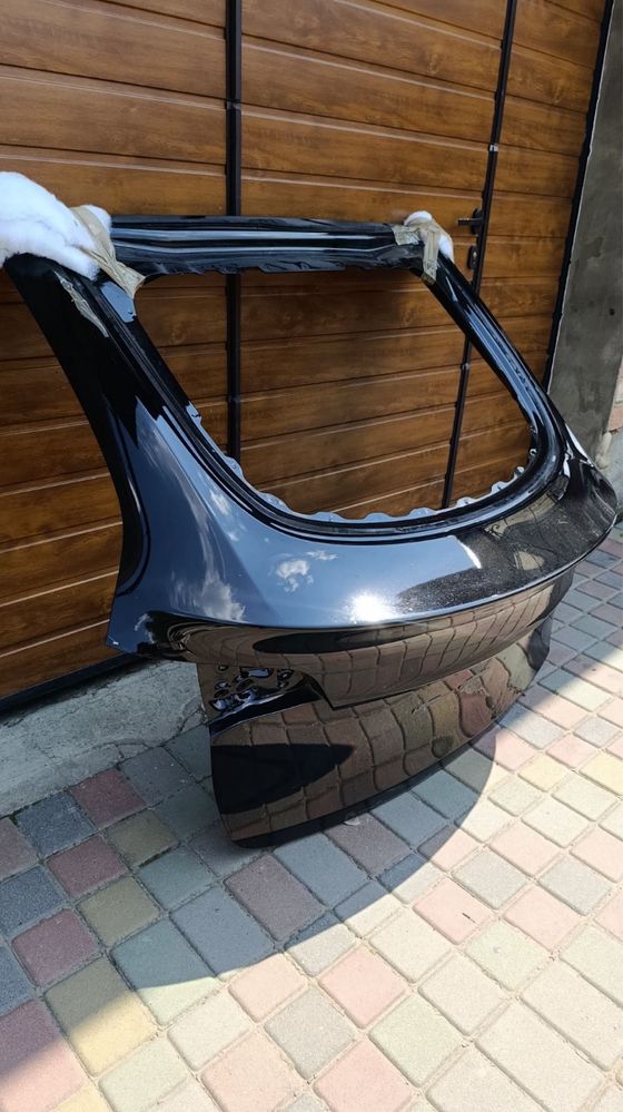 Кришка багажника tesla model Y , ляда тесла  ОРИГІНАЛ