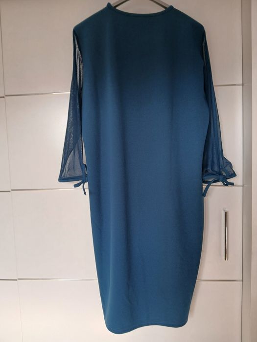 Wizytowa sukienka - rozmiar 48