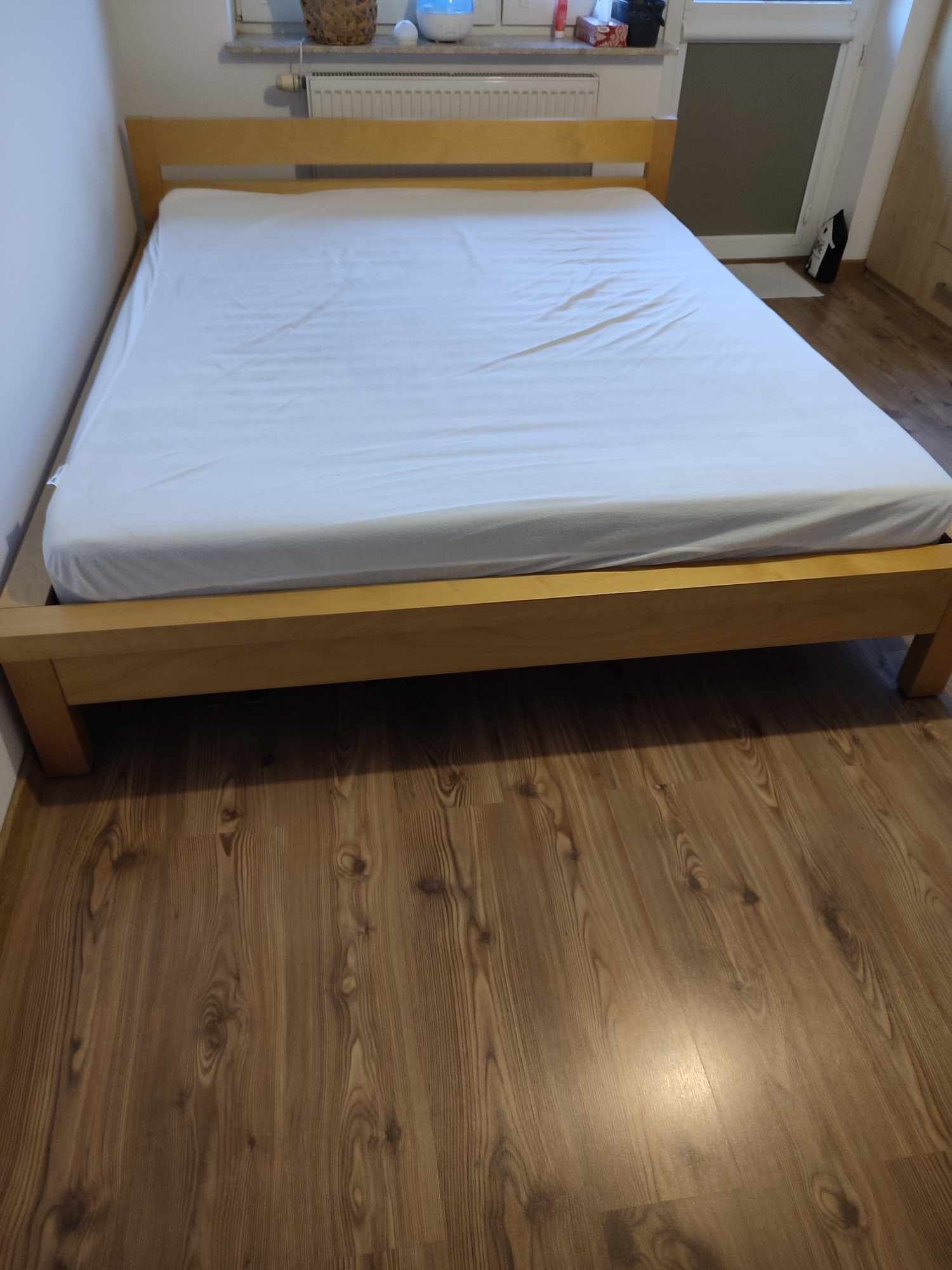 Łóżko z materacem i ochraniaczem na materac IKEA 160x200 cm