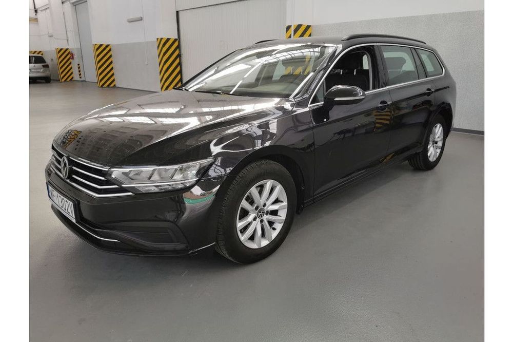 Volkswagen Passat Volkswagen Passat 1 5 TSI Business Ogrz Fotele Salonpl Vat23 Właścicie