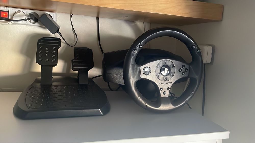 Ps4 completo+volante pedal