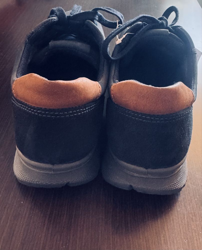 Buty skórzane wodoodporne Ara z Gore-tex.