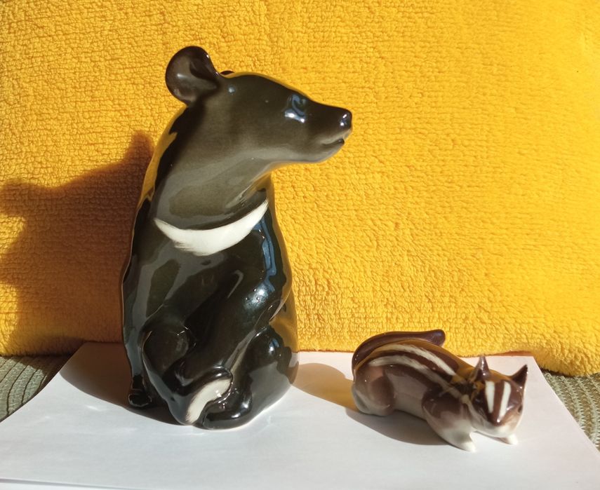 Figurka Łomonosow - niedźwiedź .