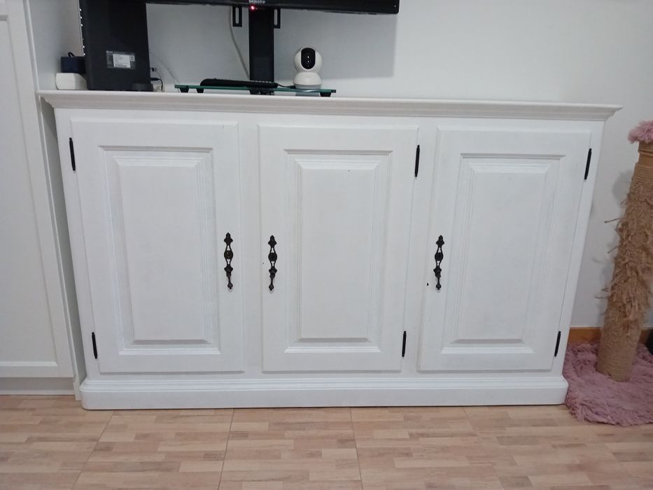 Móvel multiusos ou sapateira