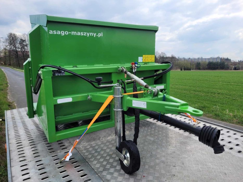 PIASKARKA Wiedenmann samozaładowcza Samasz Toro posypywarka John Deere