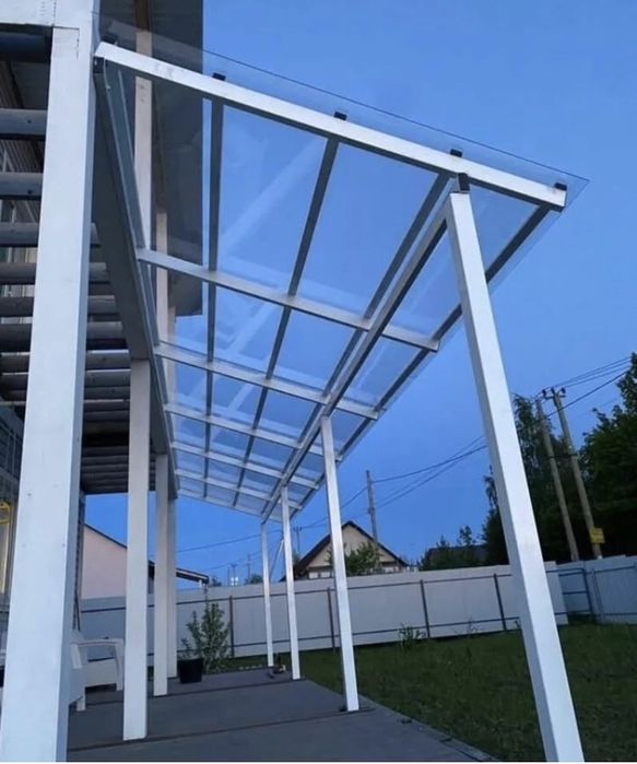 Полікарбонат Монолітний та Стільниковий на складі  у Львові