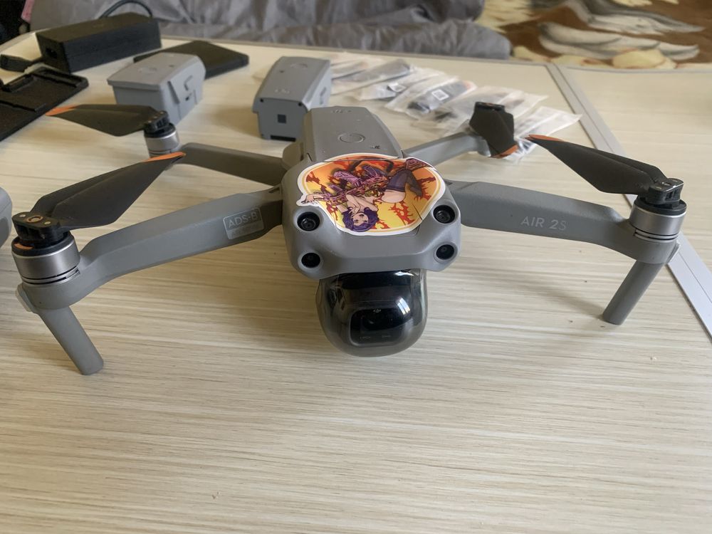 Квадрокоптер DJI Air2S