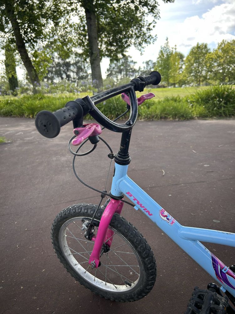 Bicicleta menina
