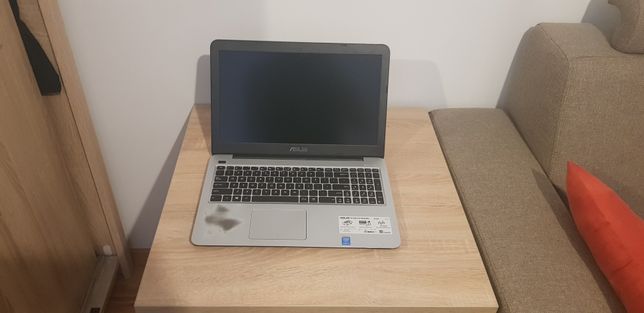 Sprzedam Laptop Asus x556uq używany