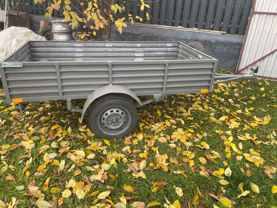 Przyczepka samochodowa