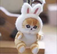 Игрушка брелок кот рыжий косплей в шапке кролика аниме