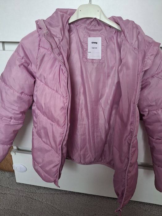 Куртка на дівчинку та тренч