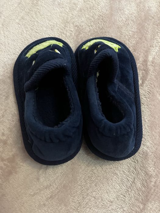 Тапки, тапочки теплі дитячі