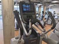 PRECOR AMT 865 P62 Open Stride trenażer eliptyczny