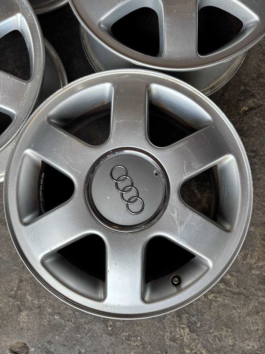 5-100-15  Audi, Volkswagen 6 j  ET 38  dia 57,1. Ціна за 4 шт. 6500.