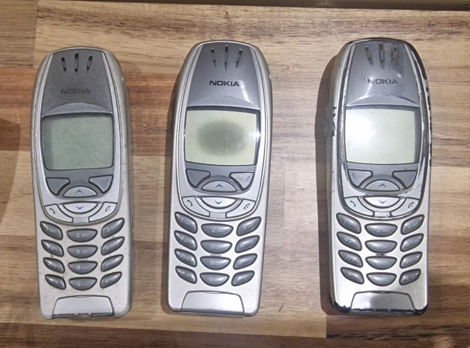 Nokia 6310i cinza