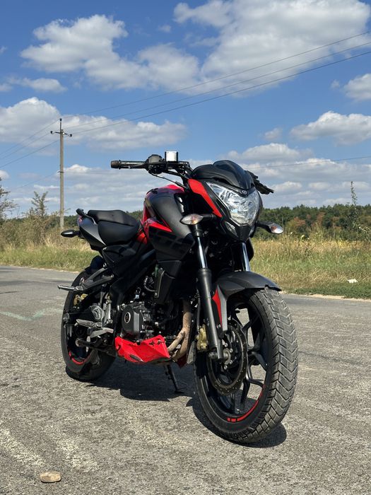 Bajaj pulsar 200ns