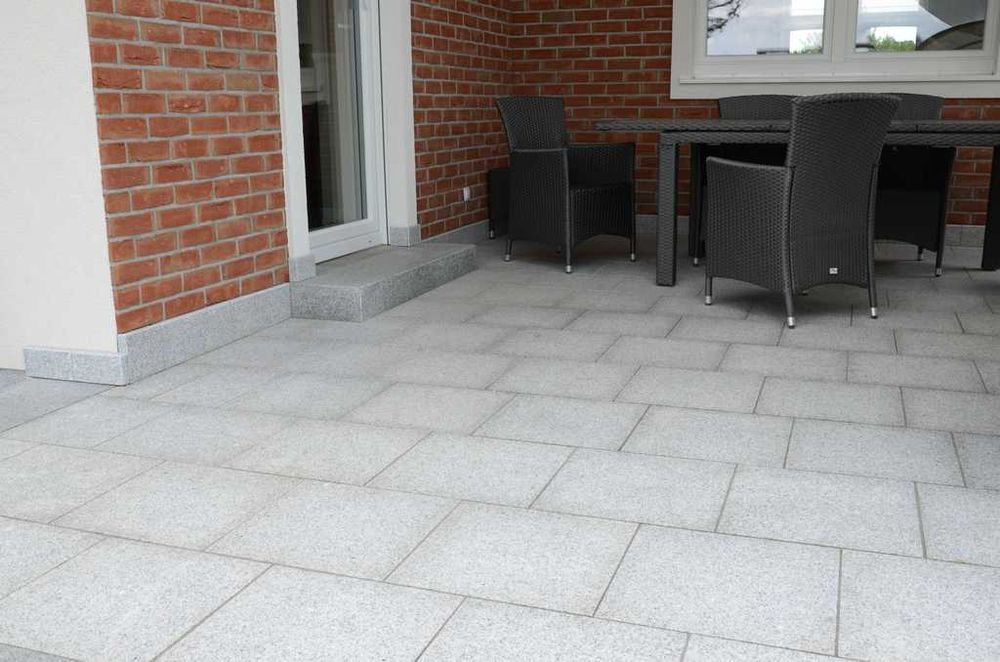 Granit - płytki tarasowem płyty granitowe, stopnie, schody  - kamień
