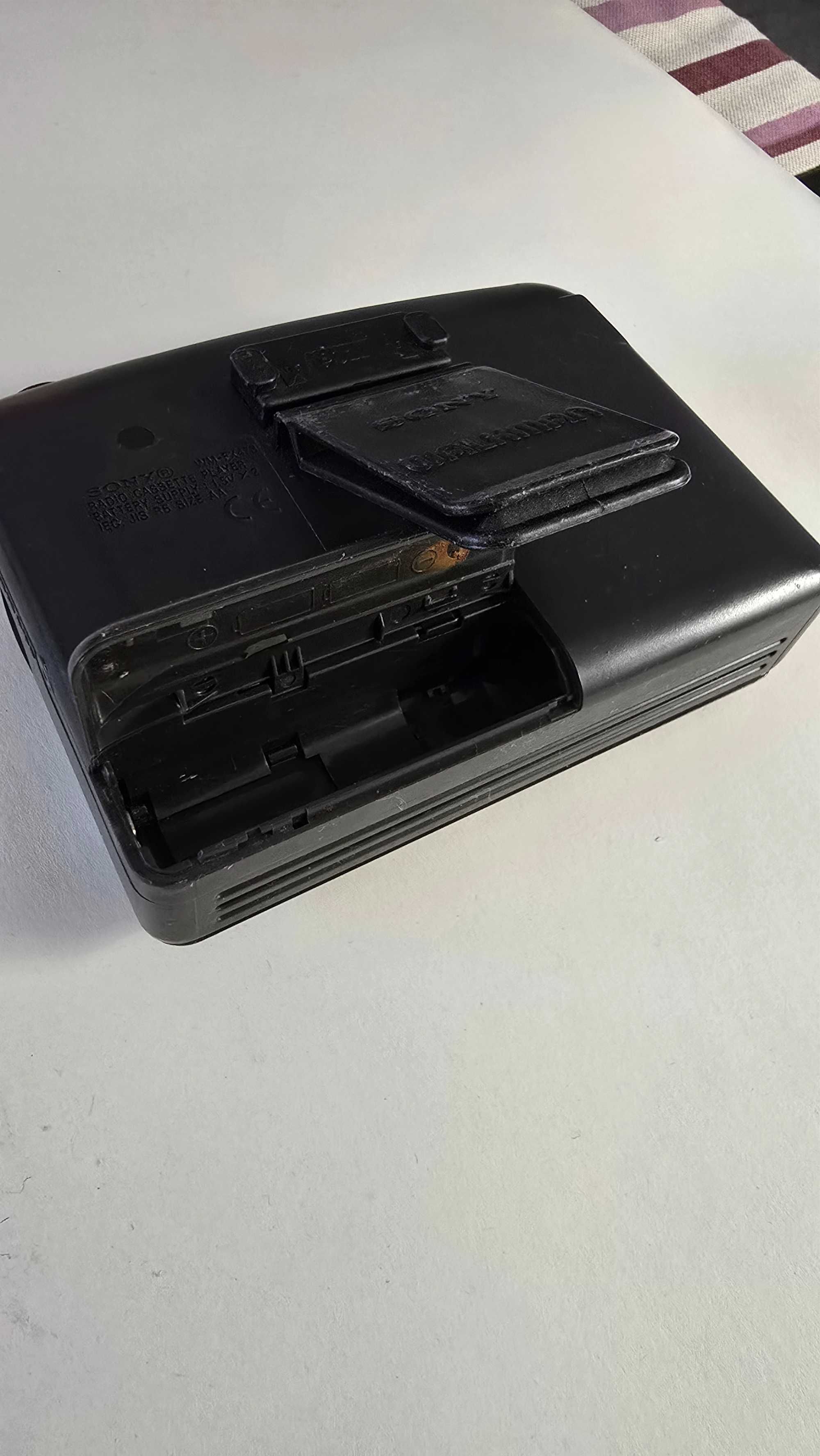• Walkman Casio WM-FX473 - Clássico Vintage c/ Rádio e Mem. Estações!