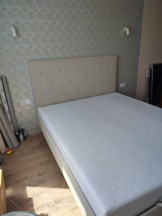 Диван кровать с матрасом и коробом для белья