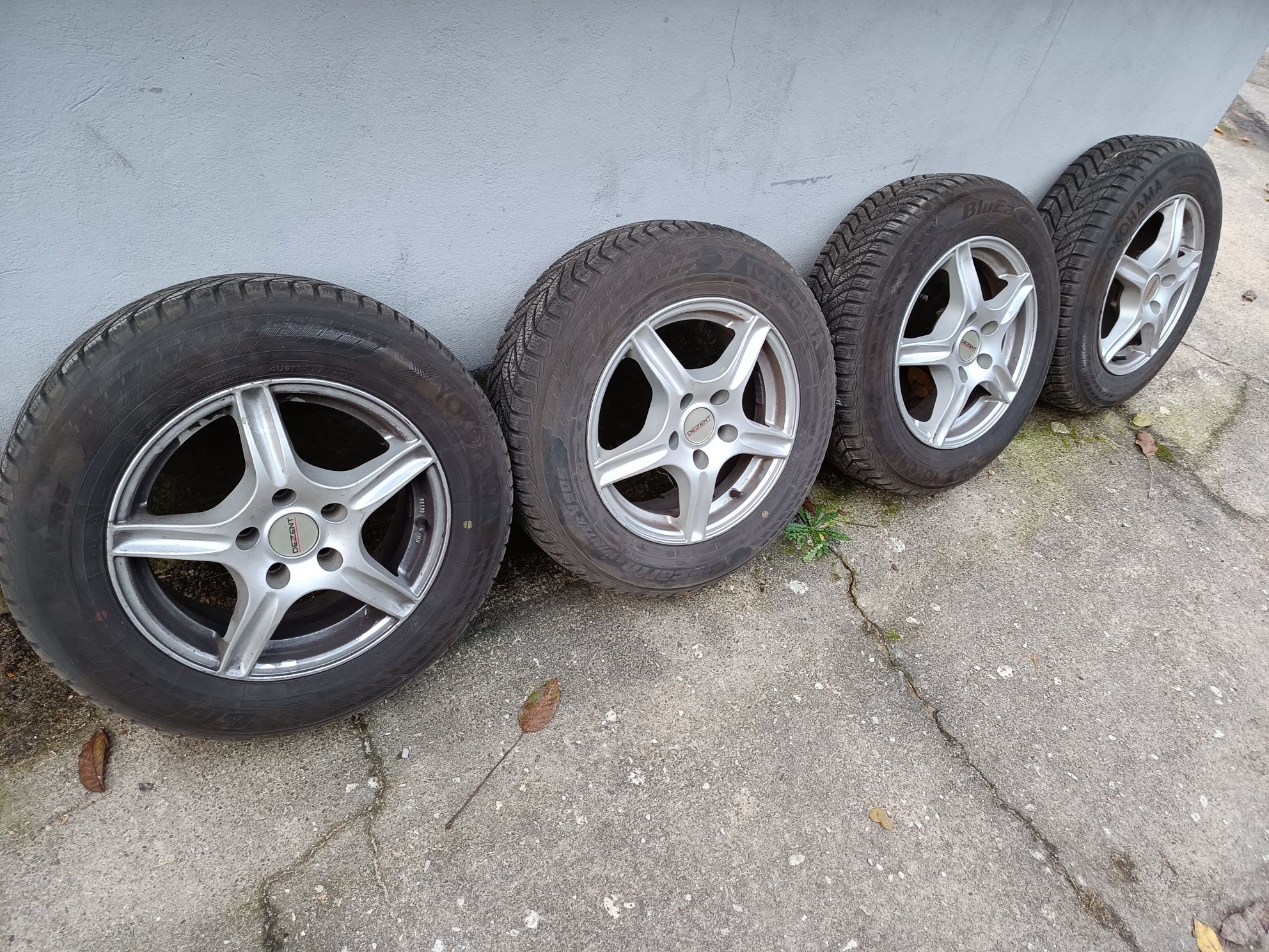 Felgi opony zimowe 15" Yokohama VW