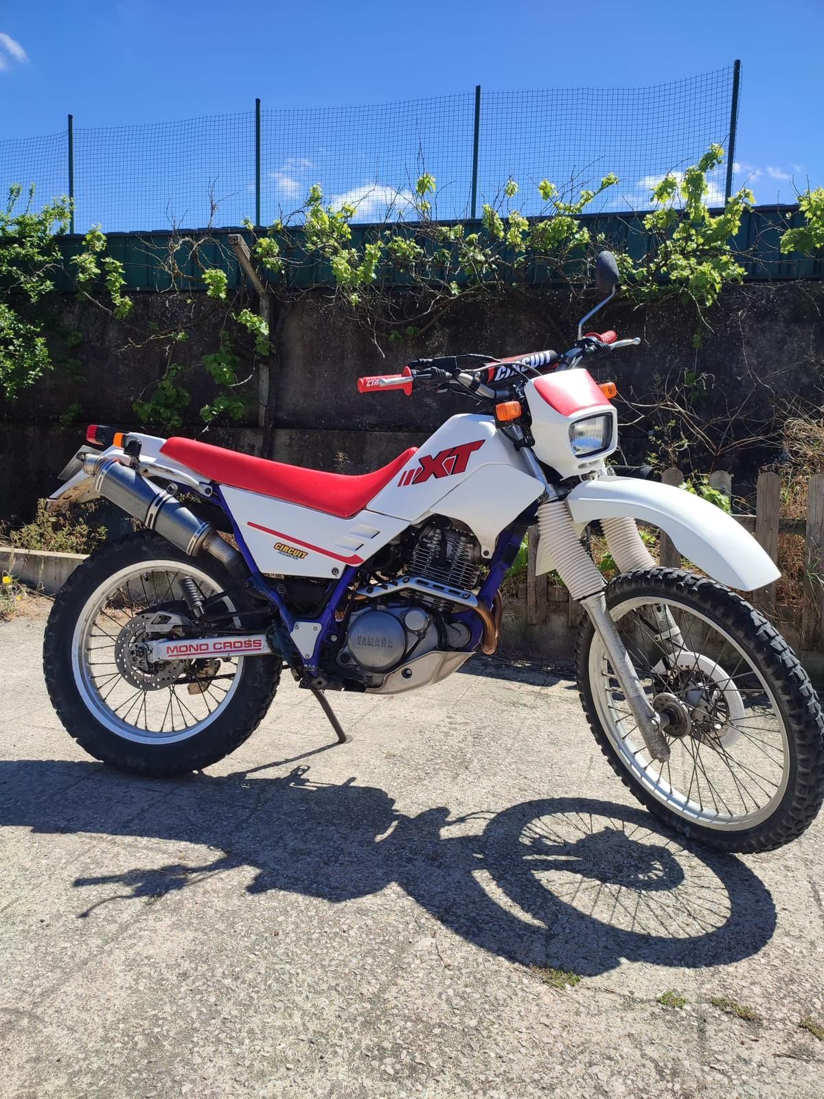 Yamaha XT 225 serow