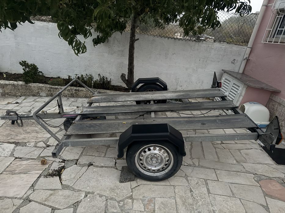 Atrelado para motas