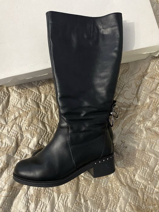 Шкіряні сапоги на широку литку