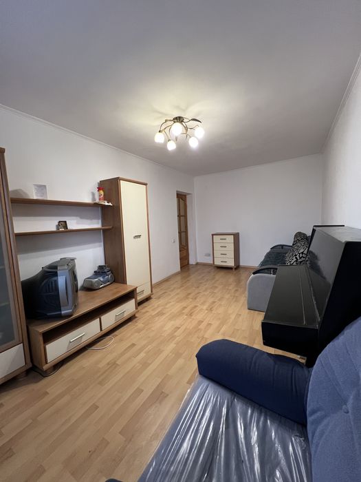 Двокімнатна квартира з автономним газовим опаленням.