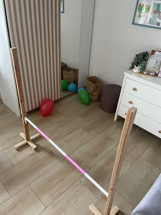 Przeszkodą do skakania hobbyhorse