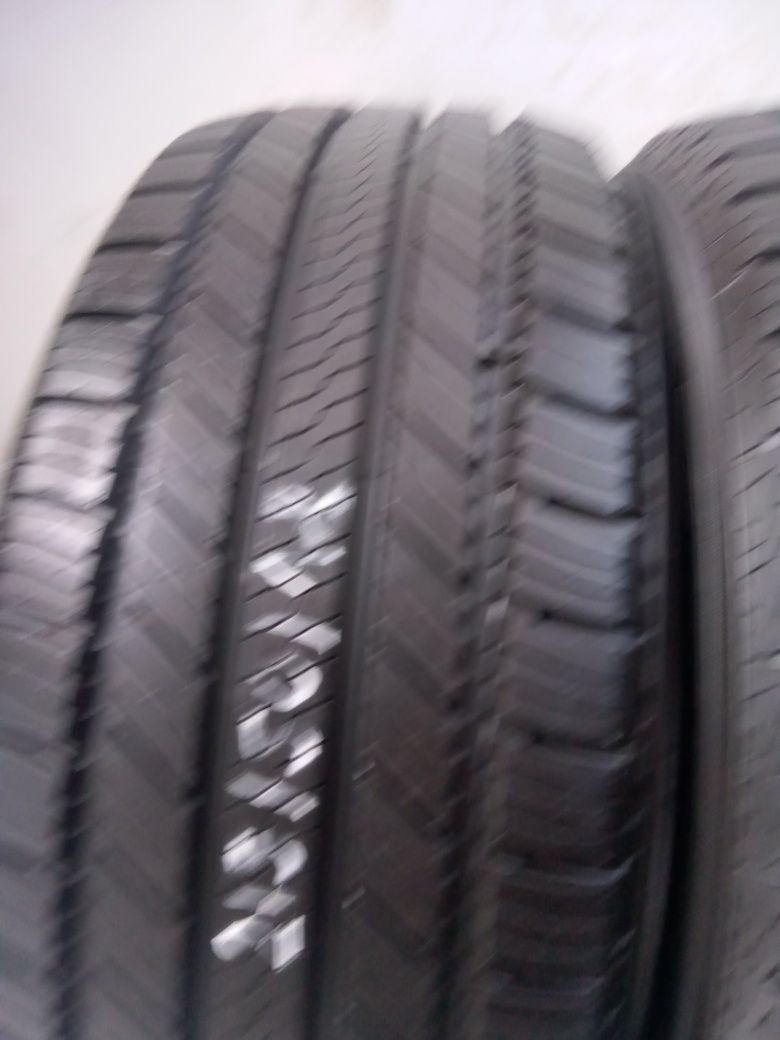 Opony letnie 215/50R19 Yokohama Geolander  jak Nowe