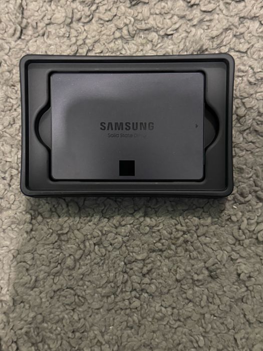 Ссд Samsung 2тб 870 QVO 2TB 2.5" SATA III QLC (MZ-77Q2T0BW)